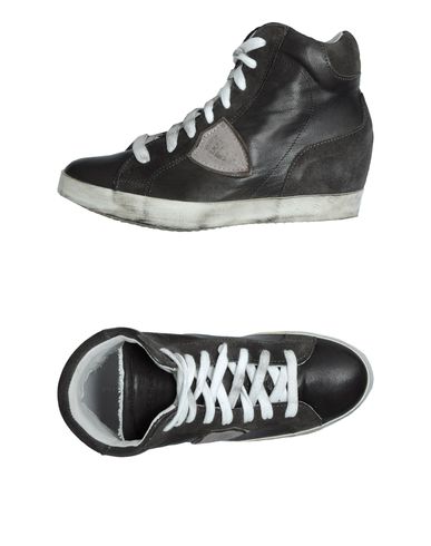 ZOOM PHILIPPE MODEL - Wedge