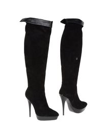 BURBERRY - Boots
