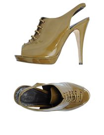 BURBERRY - Sandals