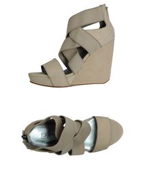 DKNY - Sandals