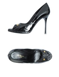 RICHMOND - Closed-toe slip-ons