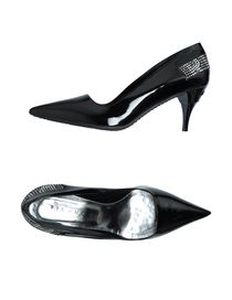 RICHMOND - Closed-toe slip-ons