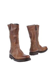 N.D.C. MADE BY HAND - Boots