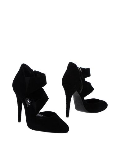 ZOOM SW1 by STUART WEITZMAN - High-heeled sandals