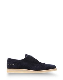 Laced shoes - COMMON PROJECTS