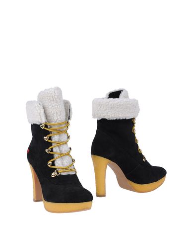 ZOOM LOVE MOSCHINO - Ankle boots