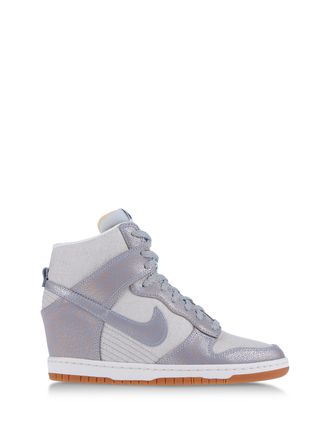 NIKE Trainers & Sportswear High-tops & Trainers on shoescribe.com NIKE Trainers & Sportswear High-tops & Trainers on shoescribe.com