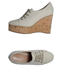 CHLOÉ - Laced shoes