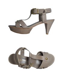 GIANVITO ROSSI - Sandals
