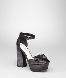 Calf Ayers Butterfly Pump - BOTTEGA VENETA