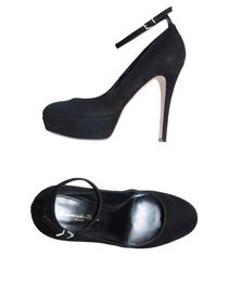 GIANVITO ROSSI - Closed-toe slip-ons