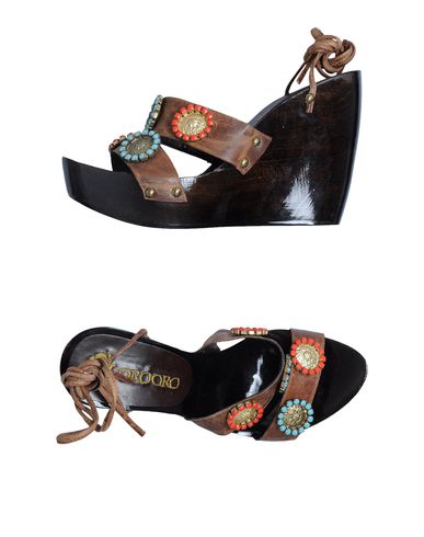 ZOOM OROORO - Sandals
