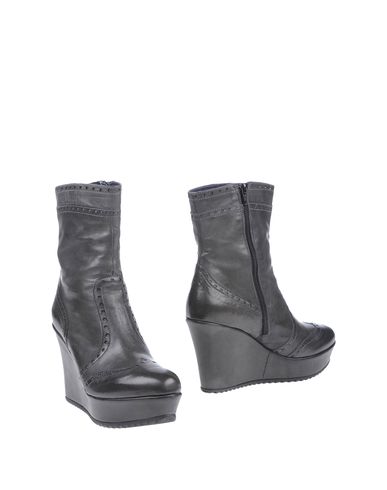 ZOOM TRIVER FLIGHT - Ankle boots