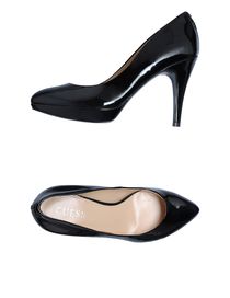 GUESS - Closed-toe slip-ons