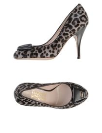 SALVATORE FERRAGAMO - Closed-toe slip-ons