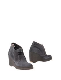 ROŸ ROGER'S - Closed-toe slip-ons