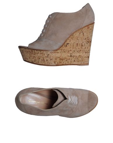 ZOOM GIANVITO ROSSI - Wedge