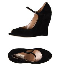 VALENTINO GARAVANI - Closed-toe slip-ons