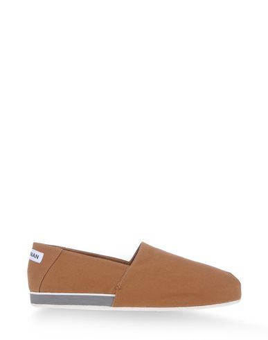 ZOOM UMIT BENAN - Moccasins