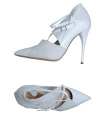 CHLOÉ - Closed-toe slip-ons