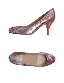 VICINI - Closed-toe slip-ons