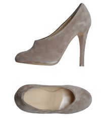 CHLOÉ - Closed-toe slip-ons