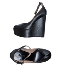 CHLOÉ - Closed-toe slip-ons