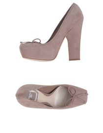 CHRISTIAN DIOR - Closed-toe slip-ons
