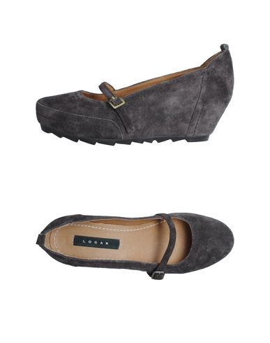 ZOOM LOGAN - Wedge
