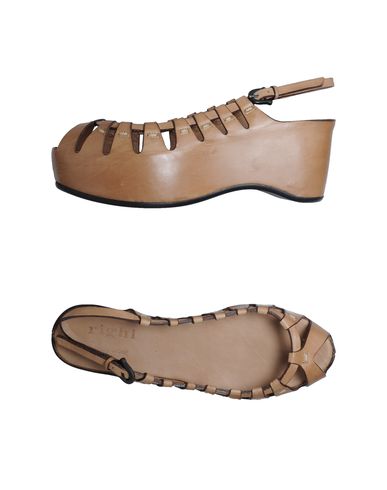 ZOOM RIGHI - Wedge