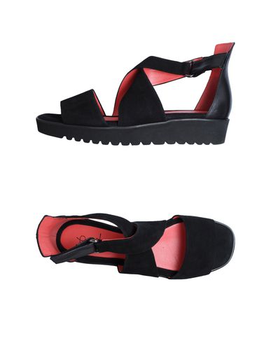 ZOOM PAS DE ROUGE - Wedge