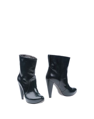 ZOOM EXTE - Ankle boots