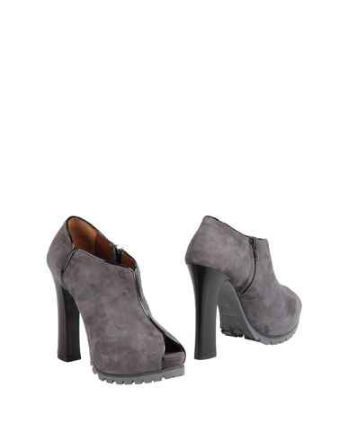 ZOOM MOA' - Ankle boots