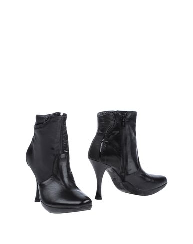 ZOOM VIC MATIE' - Ankle boots