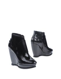 BALENCIAGA - Ankle boots