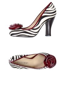 CAFe'NOIR - Closed-toe slip-ons 