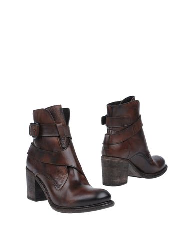 ZOOM O.X.S. - Boots