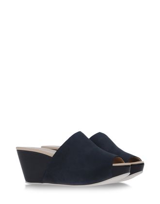 Mules & Clogs - DEUX SOULIERS