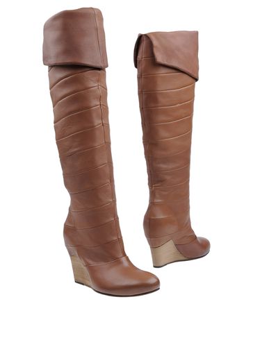 ZOOM VIC MATIE' - Boots