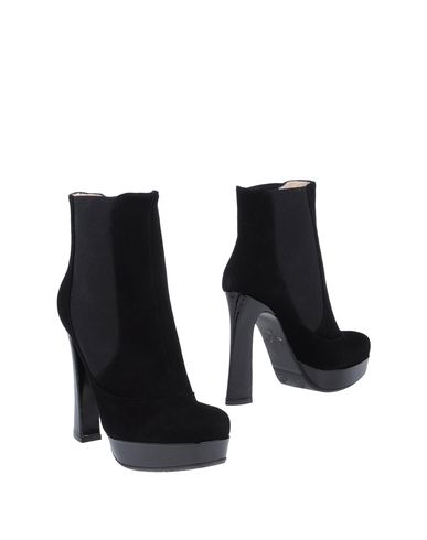 ZOOM FIORANGELO - Ankle boots