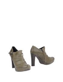 HENRY BEGUELIN - Ankle boots