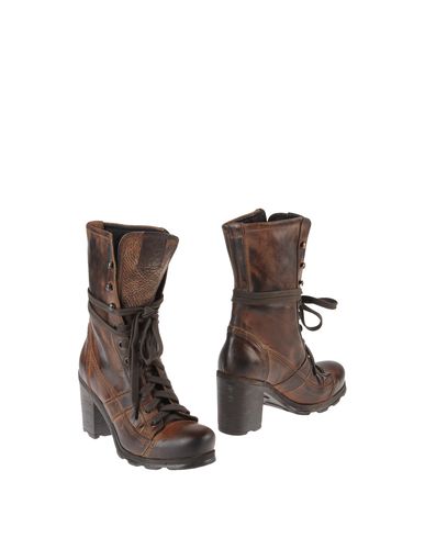 ZOOM O.X.S. - Ankle boots