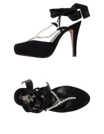 UAD MEDANI - Closed-toe slip-ons
