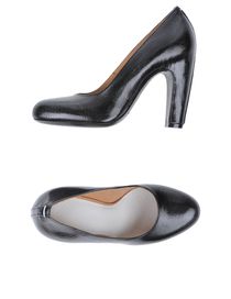 MAISON MARTIN MARGIELA 22 - Closed-toe slip-ons