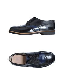 ESSEutESSE - Laced shoes