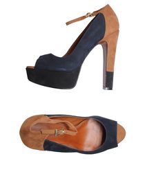 SCHUTZ - Closed-toe slip-ons