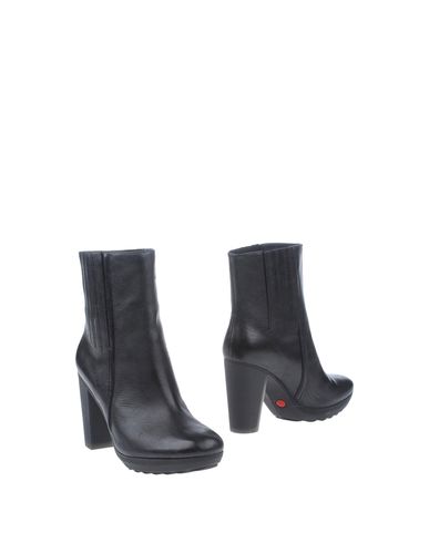 ZOOM CAMPER - Ankle boots