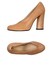 NUNC - Closed-toe slip-ons