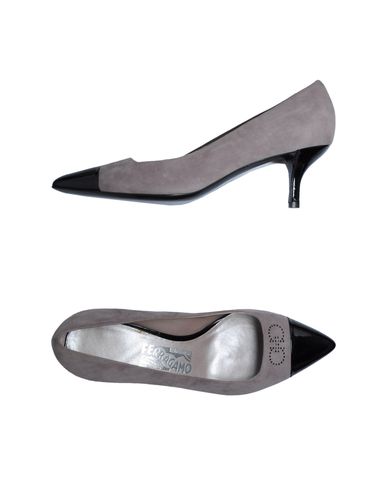ZOOM SALVATORE FERRAGAMO - Pump
