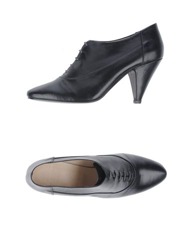ZOOM B-STORE - Lace-up shoes